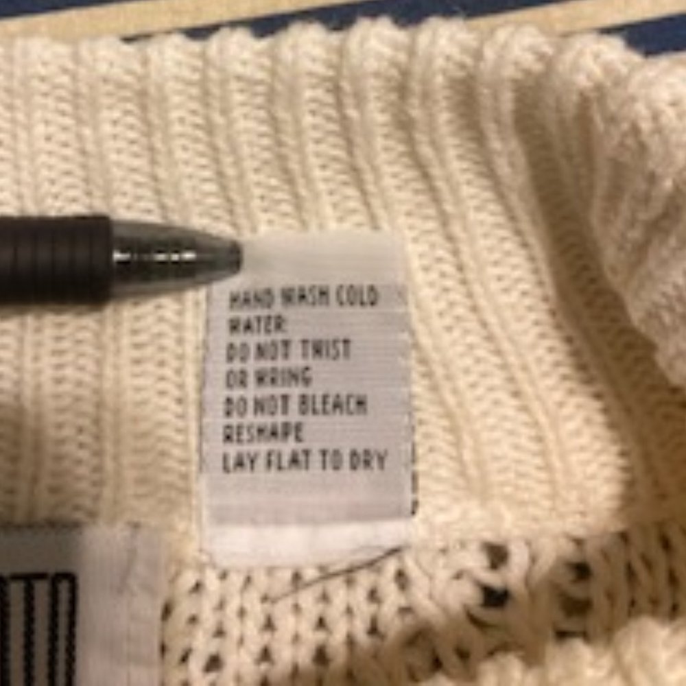 Sweater - Picture 9 of 9